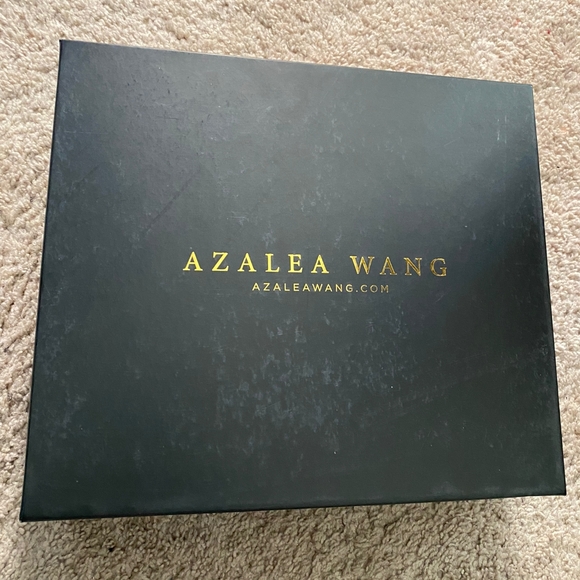 Shoes - Picture 2 of 5